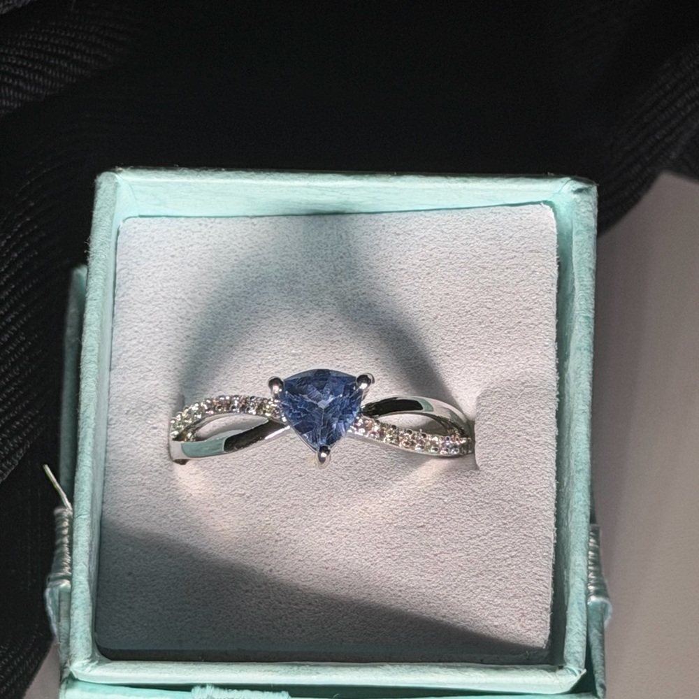 Elegant Silver 925 and Blue Gemstone Ring with white sapphire accents
